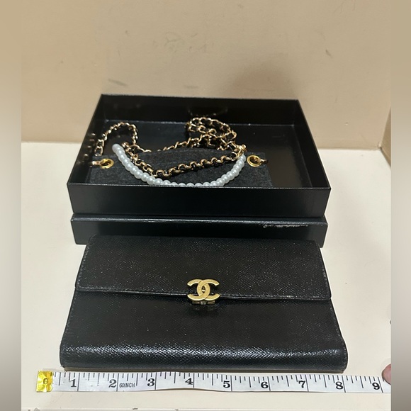 Chanel Large Caviar Vintage Wallet/Mini Bag with Box *Flawed* - Picture 4 of 13